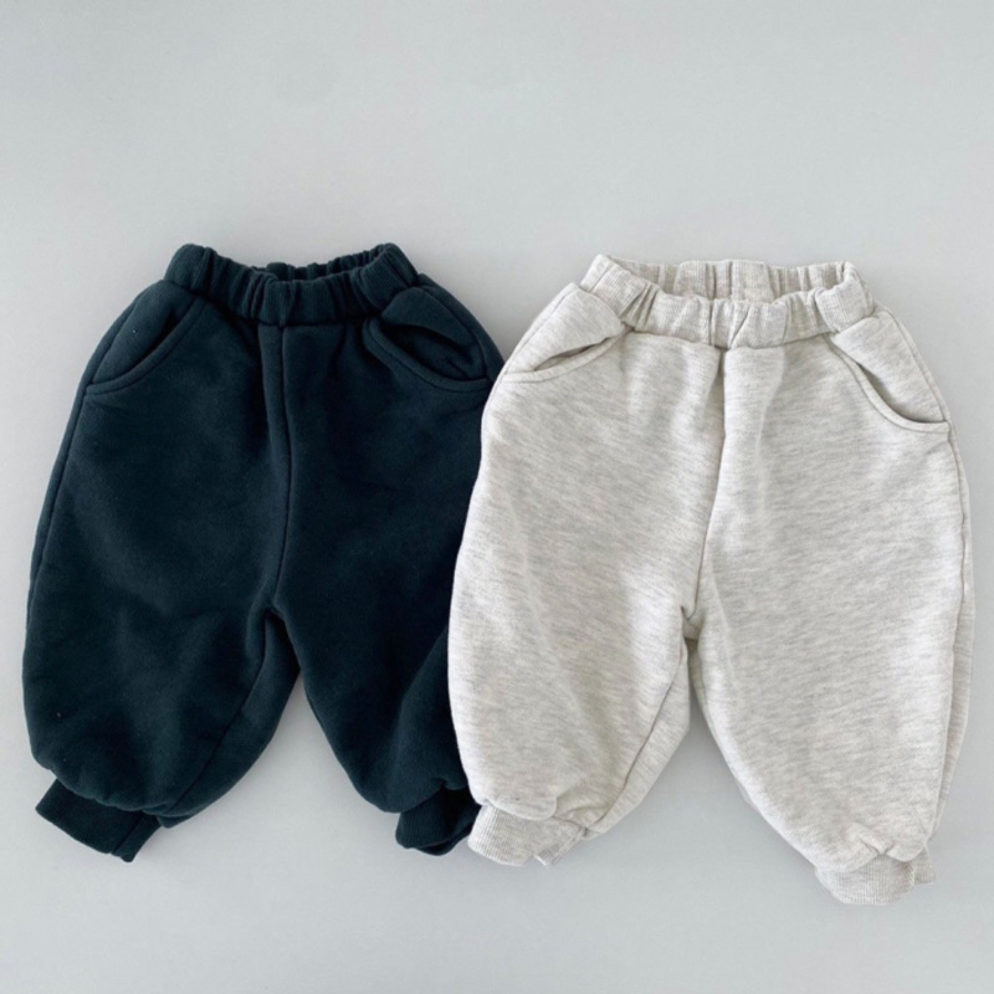 2pc set fleece jogger  on a white background