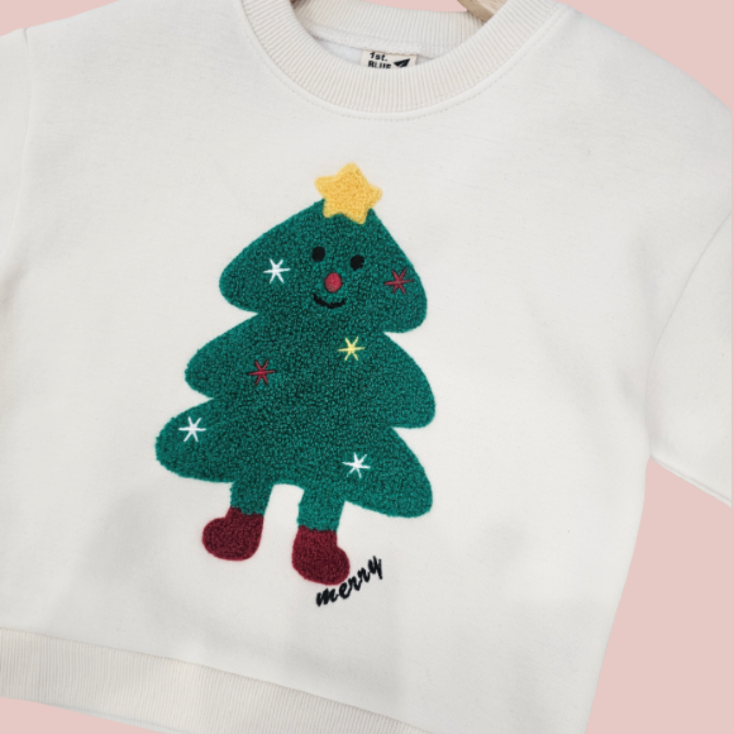 Cozy Christmas Sweatshirt – Fleece-Lined Embroidery Top